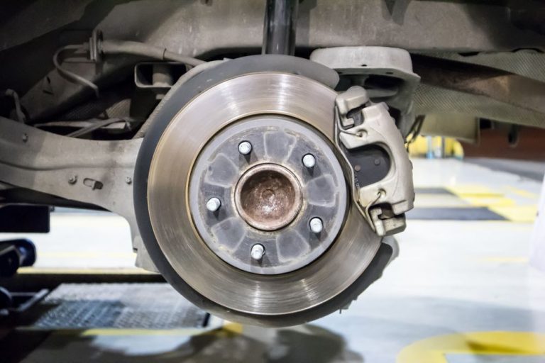 Good Driving Habits That Extend Brake Pad Life